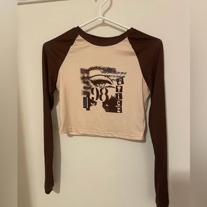 Cropped Brown and Beige Graphic Tee